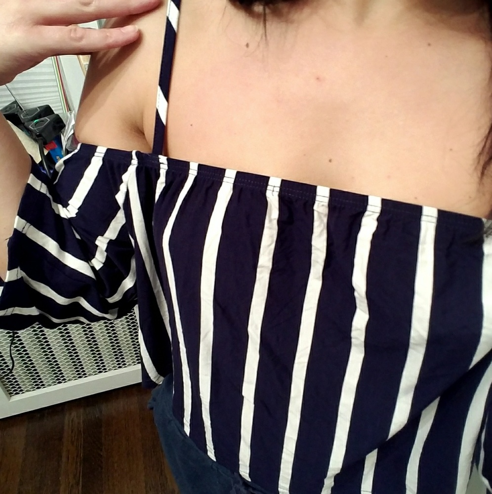 Charlotte Russe Women’s Crop Top – Striped Off-Shoulder, Small, Casual & Chic